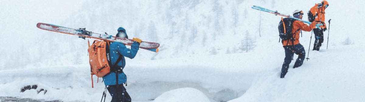 What to Wear Skiing: Essential Tips for Optimal Comfort and Performance on the Slopes Outside Sports