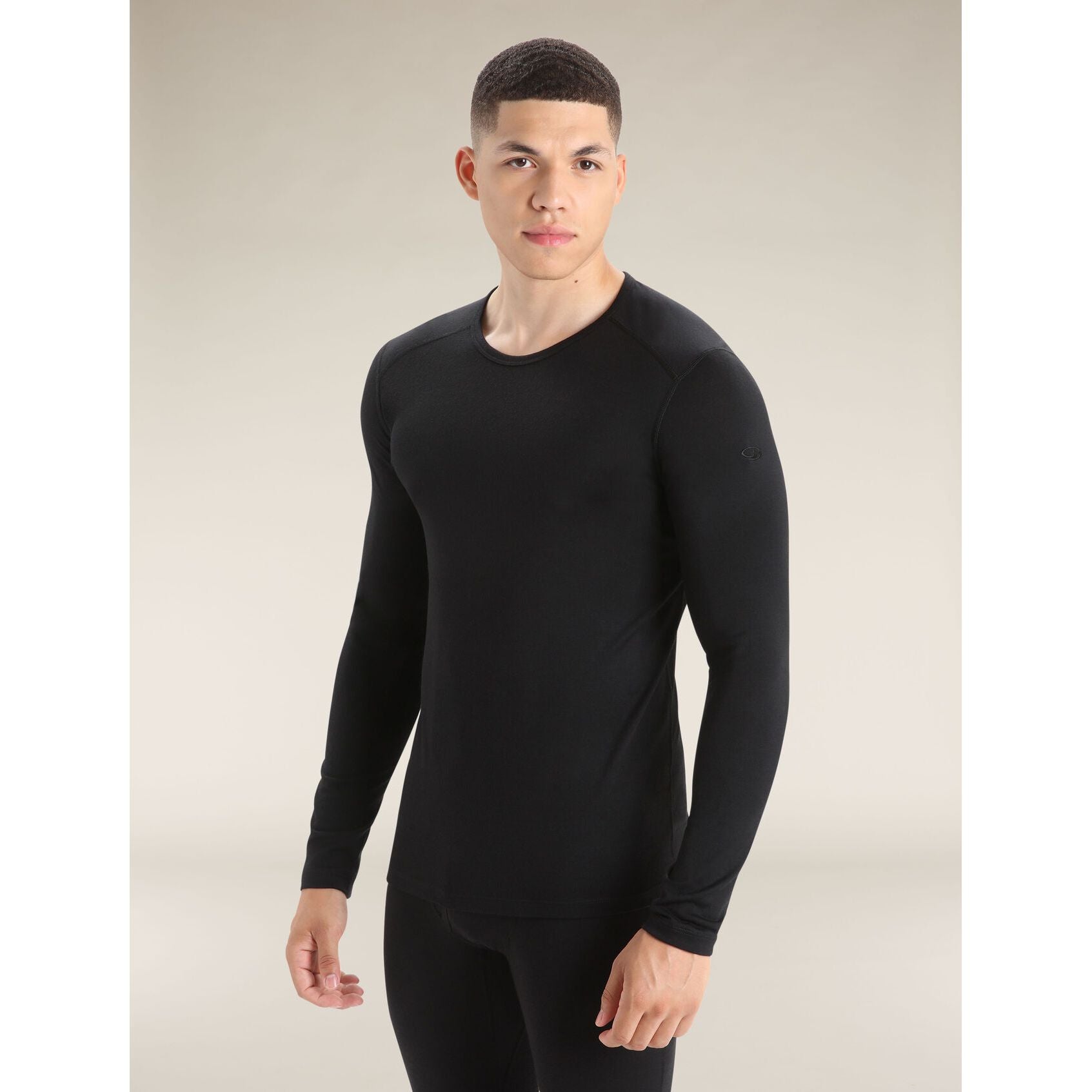 Icebreaker Men's 200 Oasis Long Sleeve Crewe Thermal Top