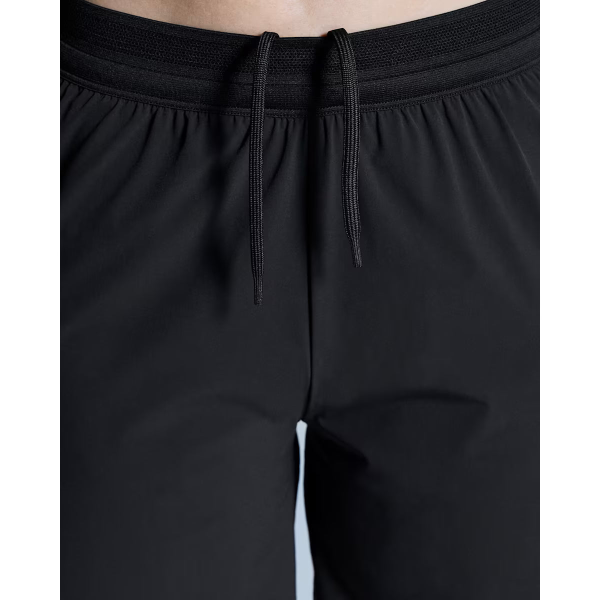 On Running Women's 5" Performance Shorts