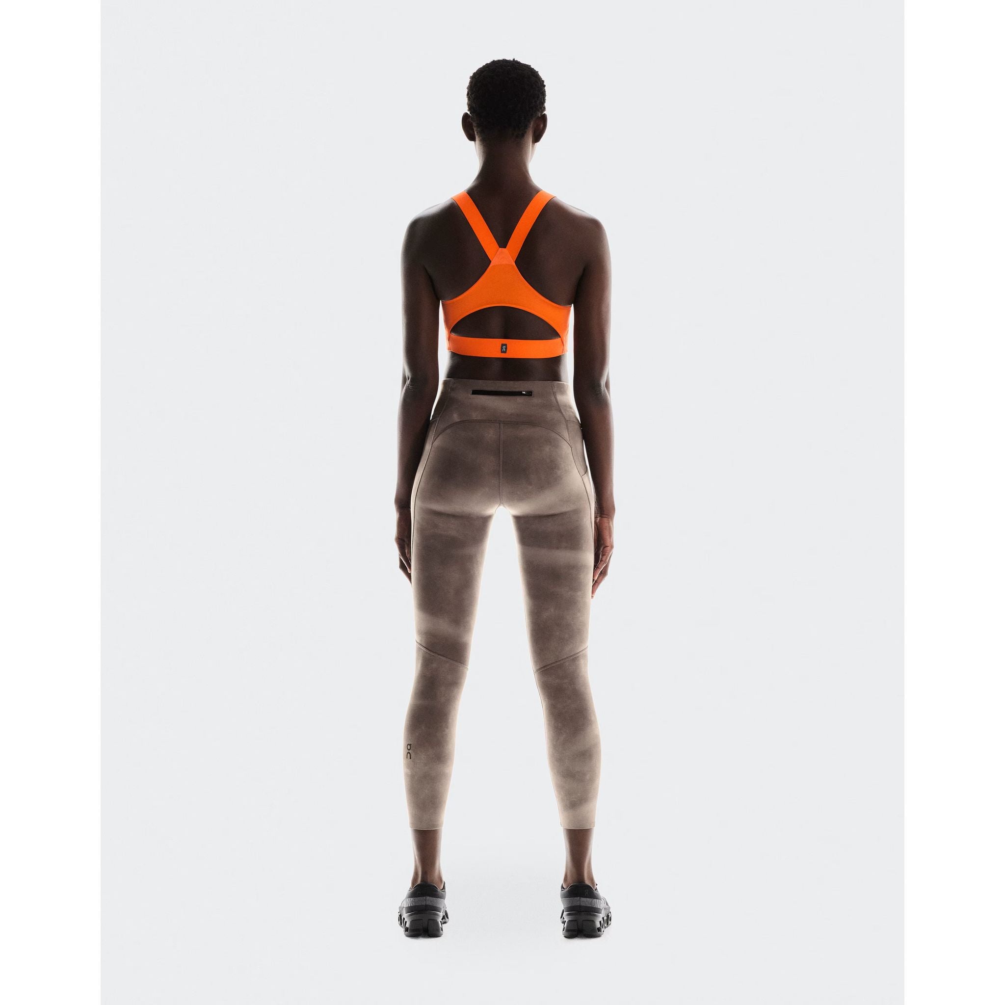 On Running Women's Performance Tight 7/8 AOP