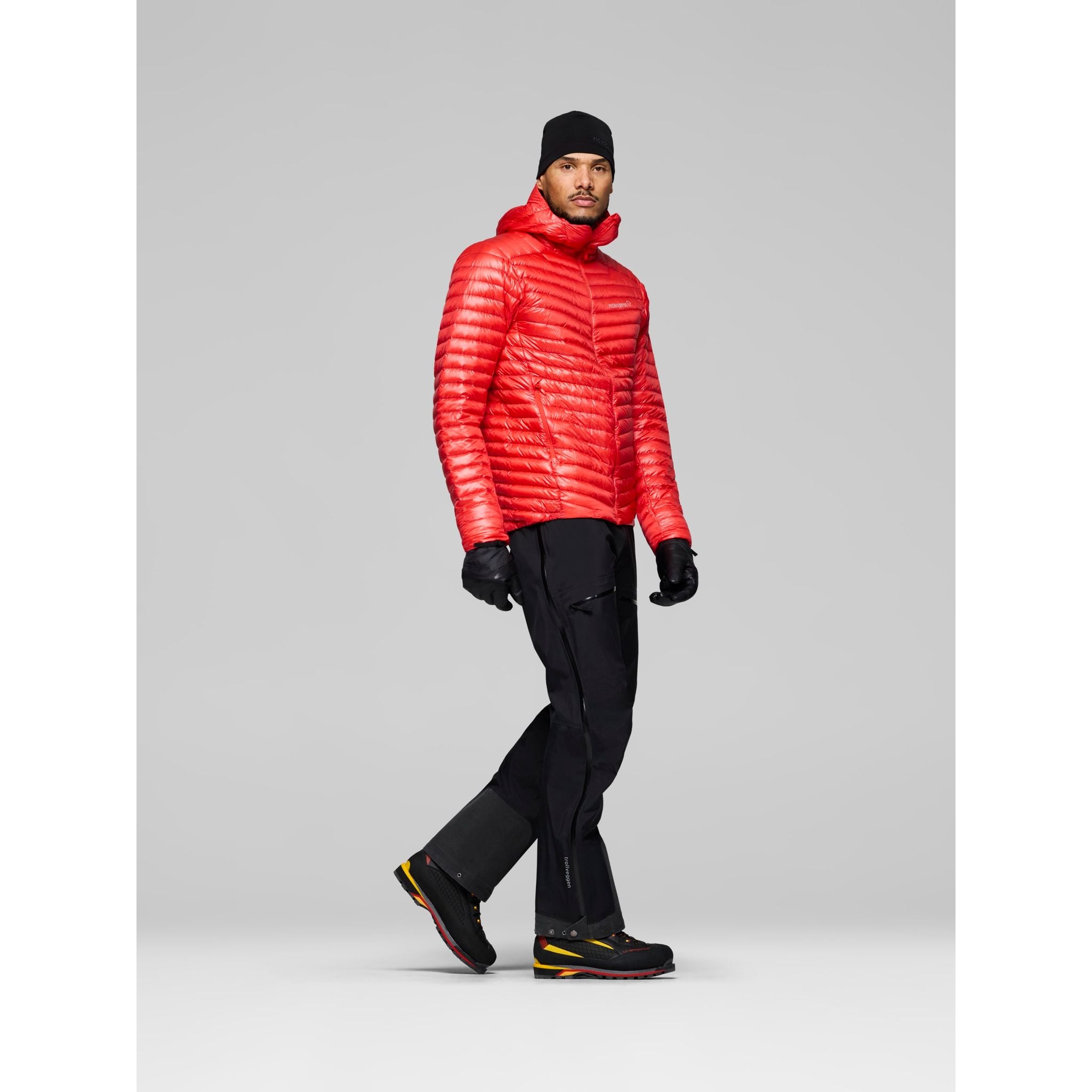 Norrona Men's Trollveggen Superlight Down800 Hood