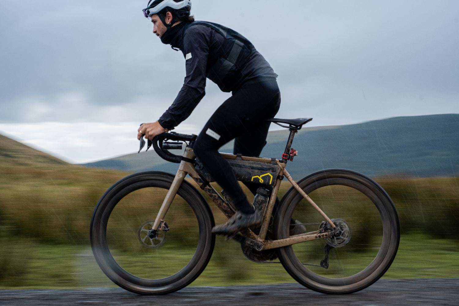 Apidura Expedition Compact Frame Pack (5.3L)