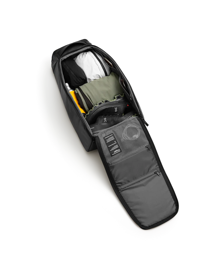 DB Hugger 30L Backpack '25