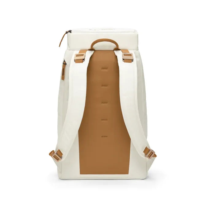 DB Hugger 30L Backpack