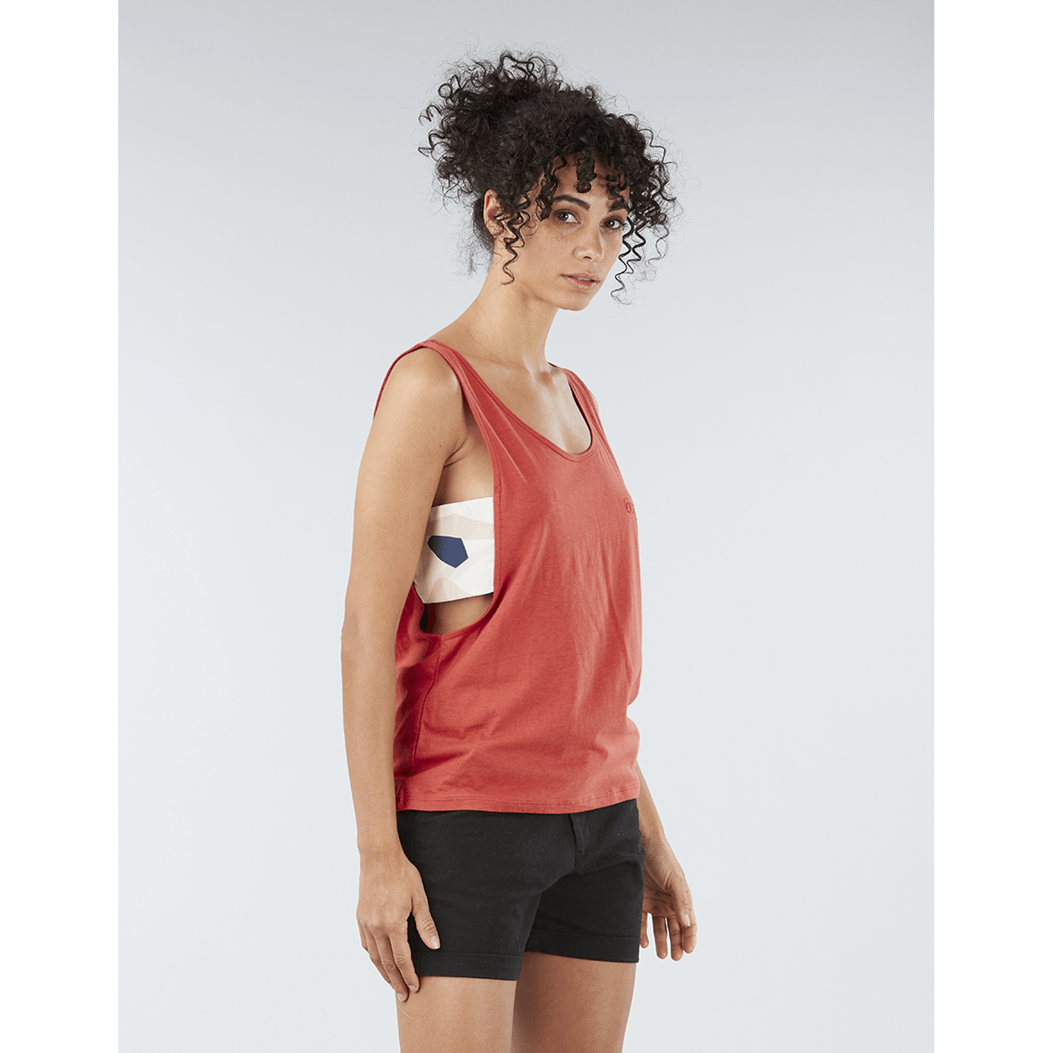 Picture Womens Didal Top Outside Sports