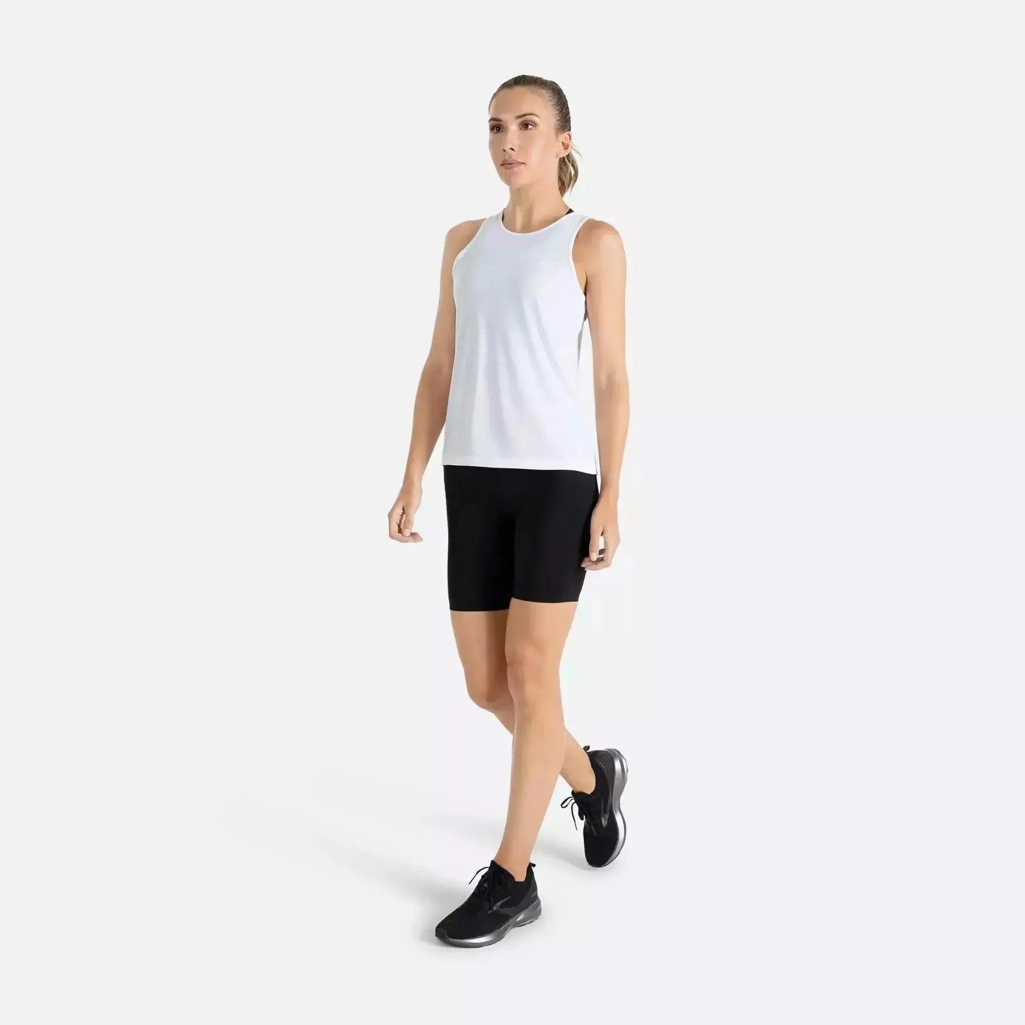 Pressio Womens Hapai Singlet Wideback Outside Sports
