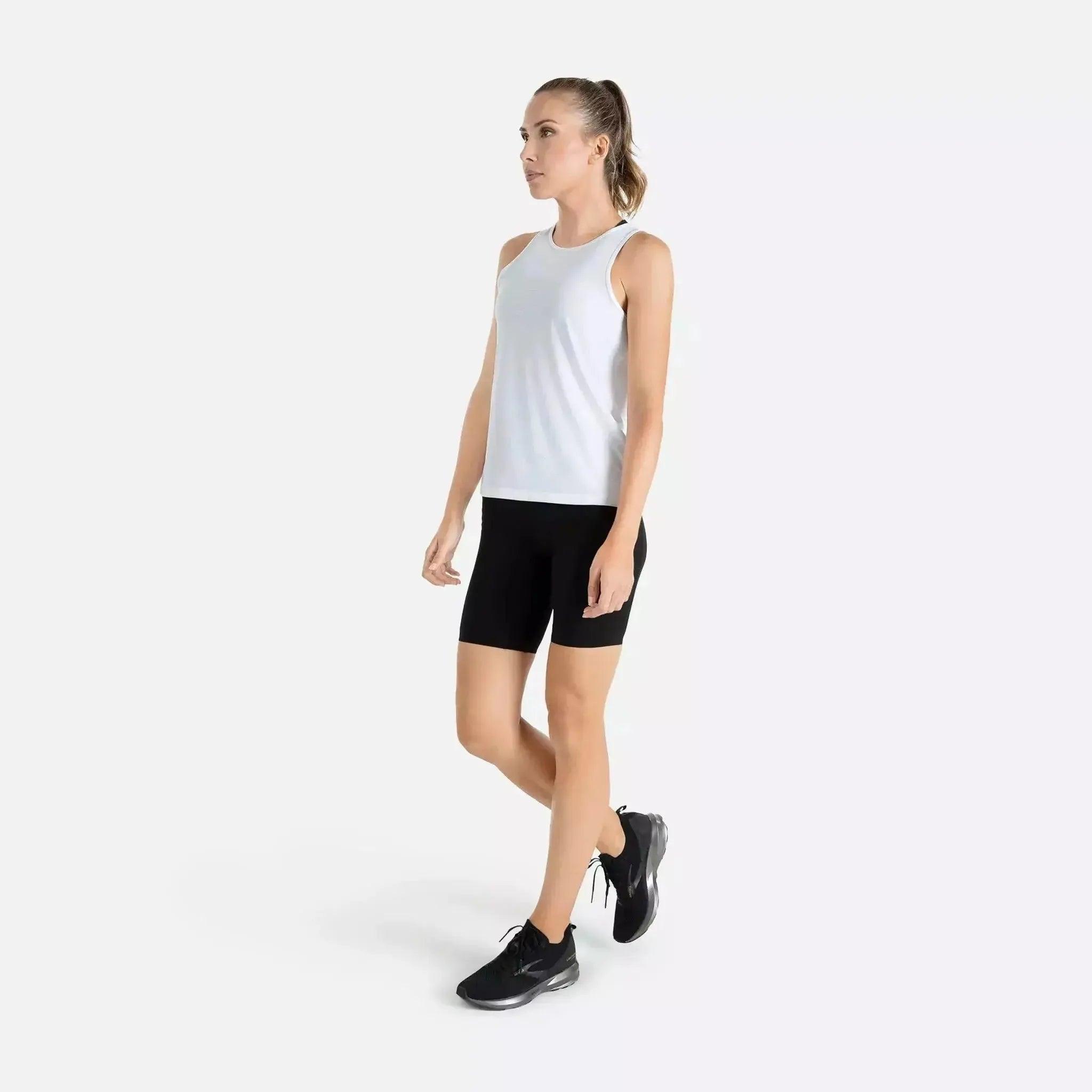 Pressio Womens Hapai Singlet Wideback Outside Sports