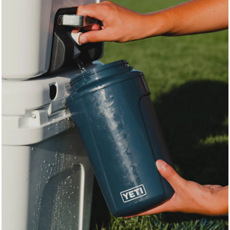 Yeti Silo Half Gallon Magslider Straw Cap Jug 64oz (1.9L)