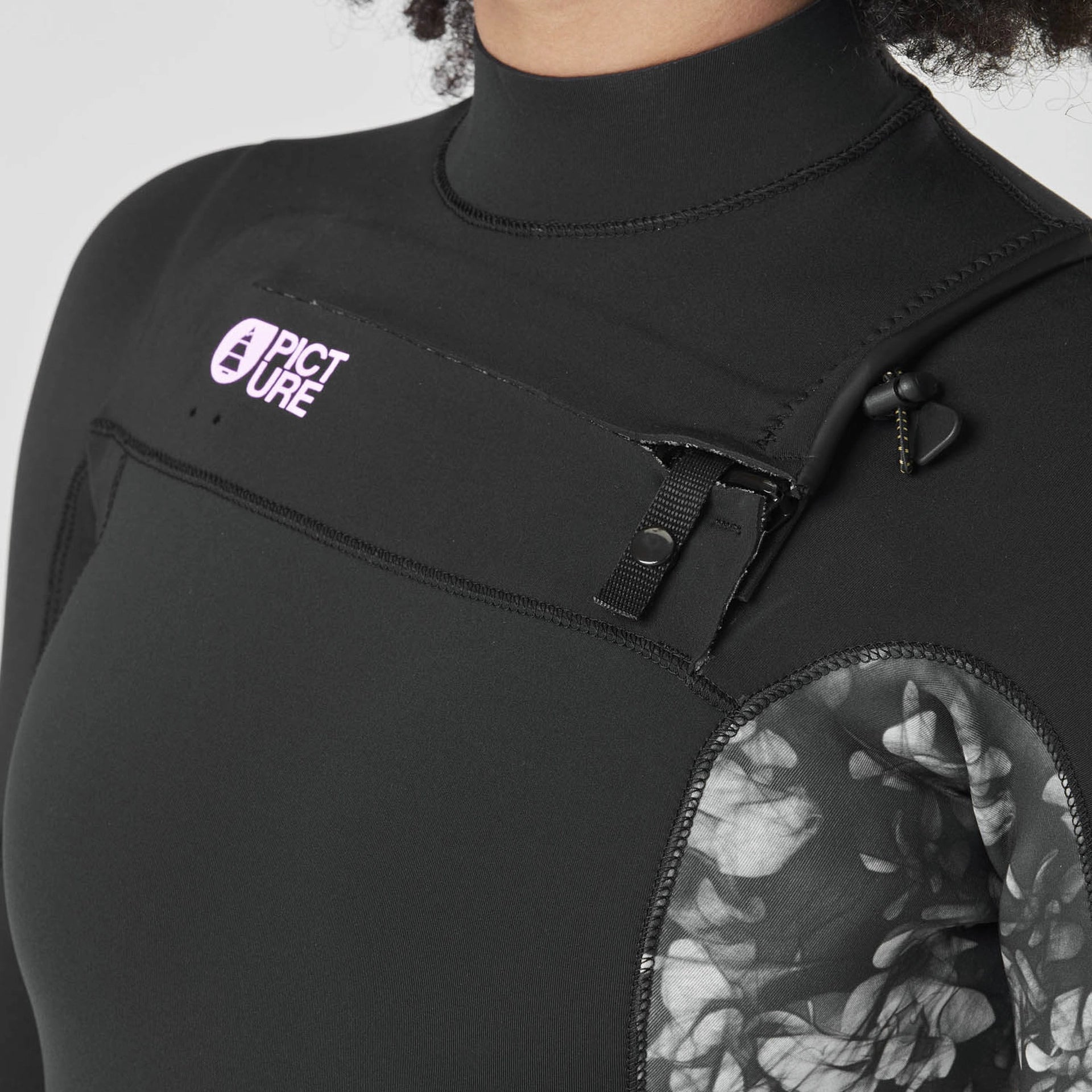 Picture Women's Equation 3/2 Full Zip '24