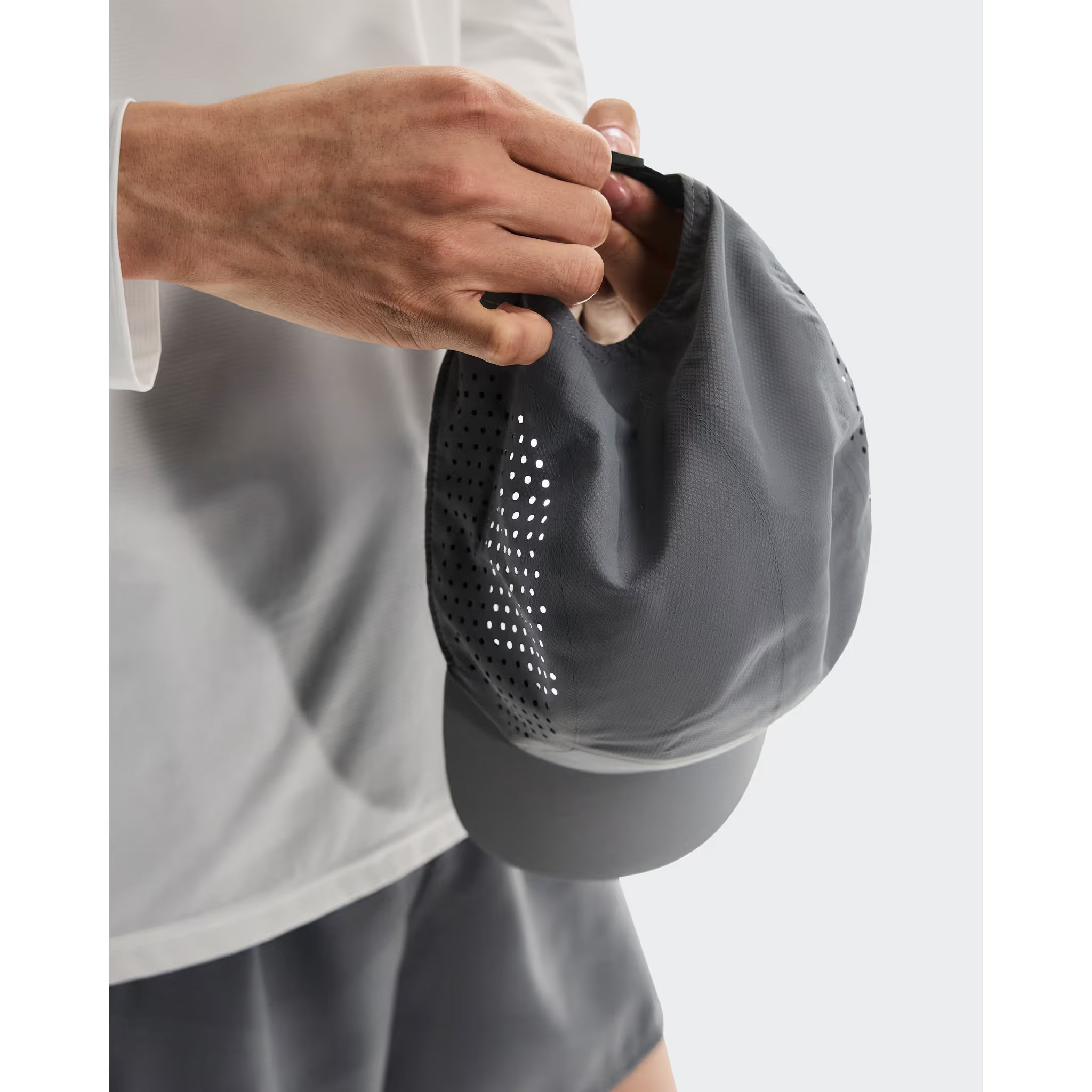 On Running Lightweight Cap