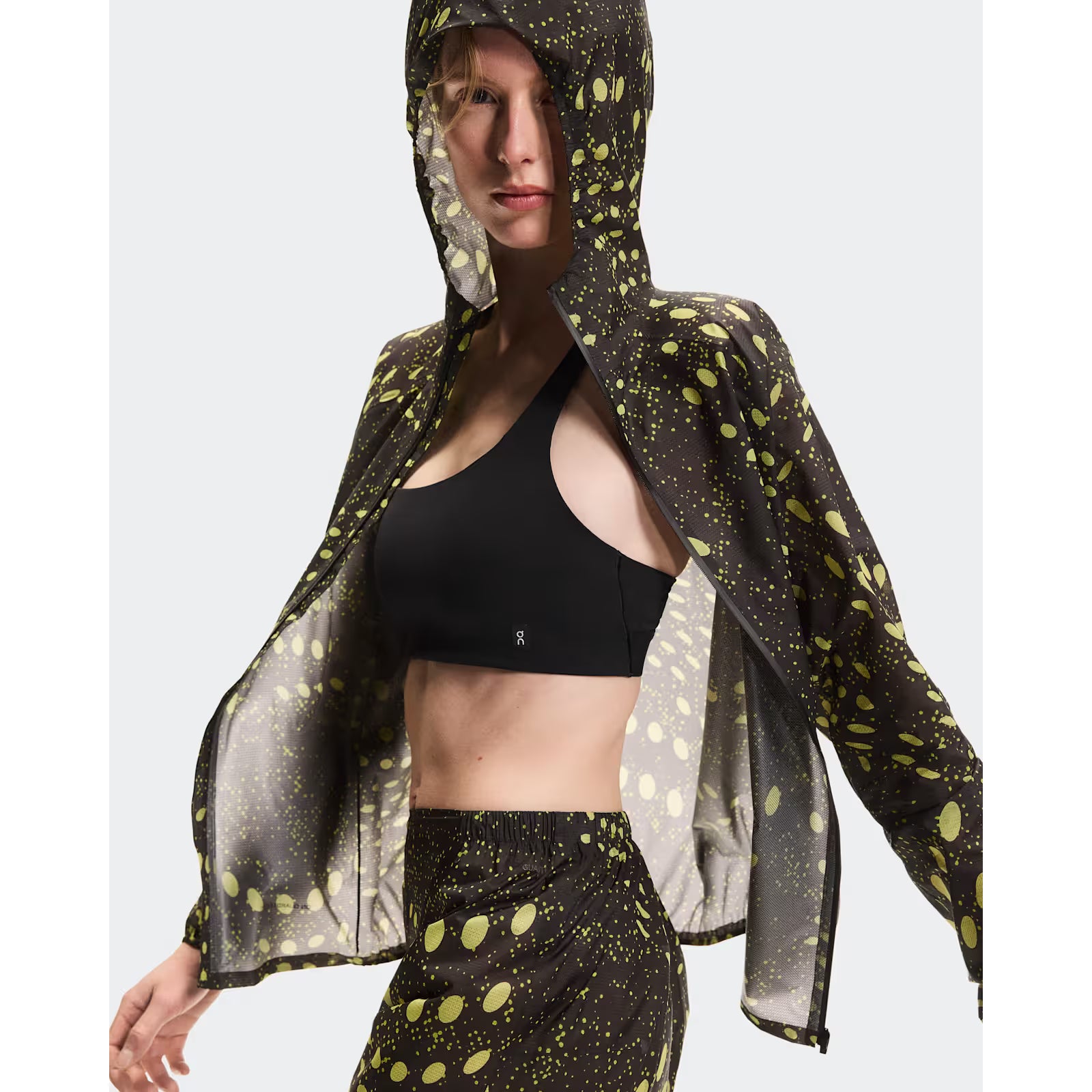 On Running Women's Ultra Jacket