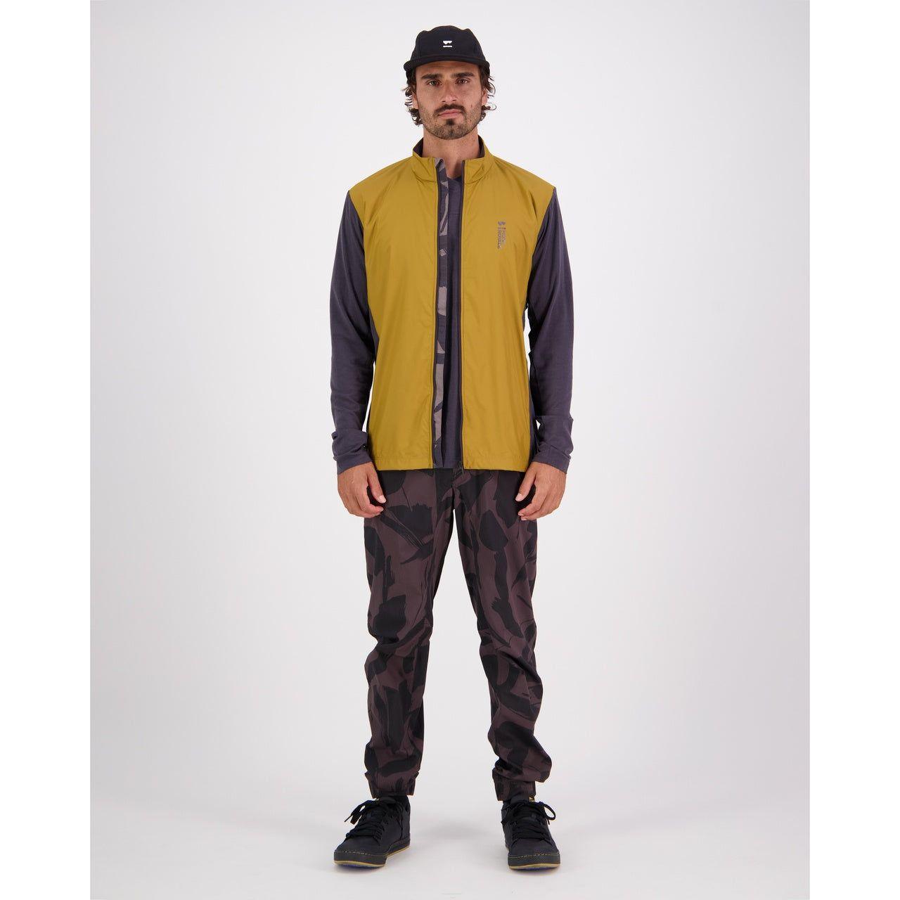 Mons Royale Redwood Wind Jersey <span style="background-color:rgb(246,247,248);color:rgb(28,30,33);"> Windbreakers </span>