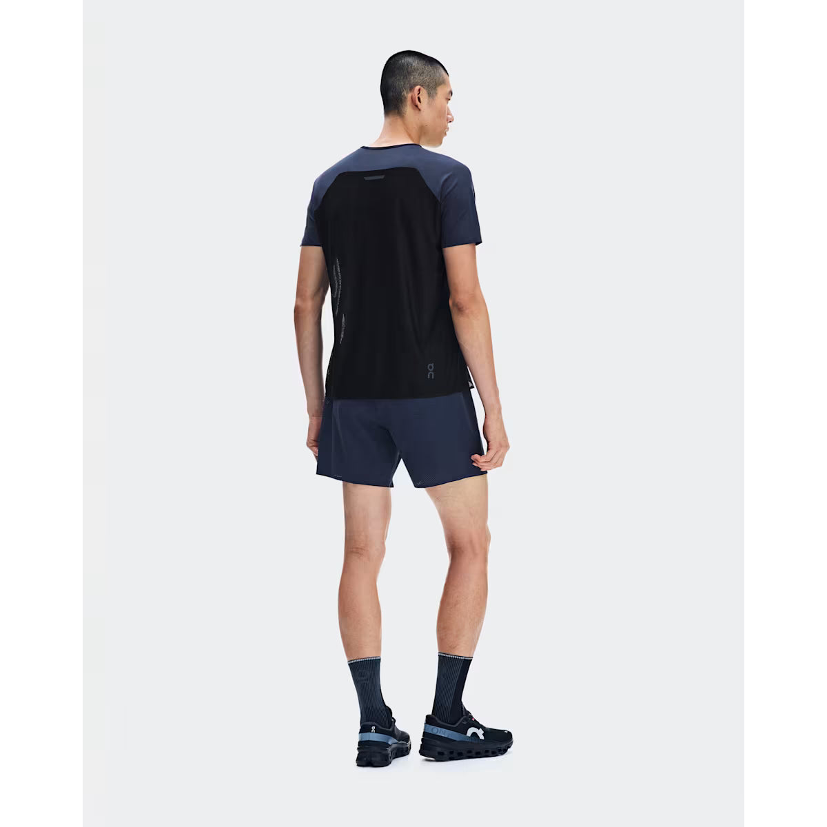 On Running Men's 5" Performance Shorts