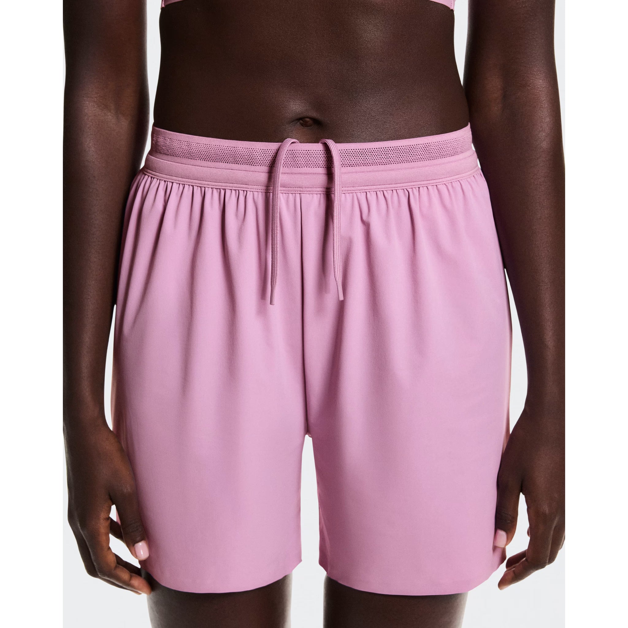 On Running Women's 5" Performance Shorts