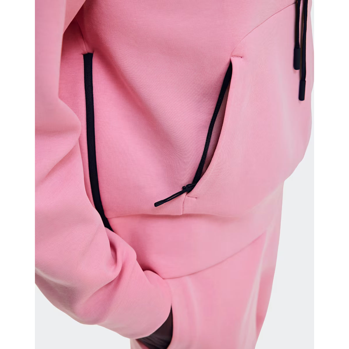 On Running Women's Focus Tech Hoodie