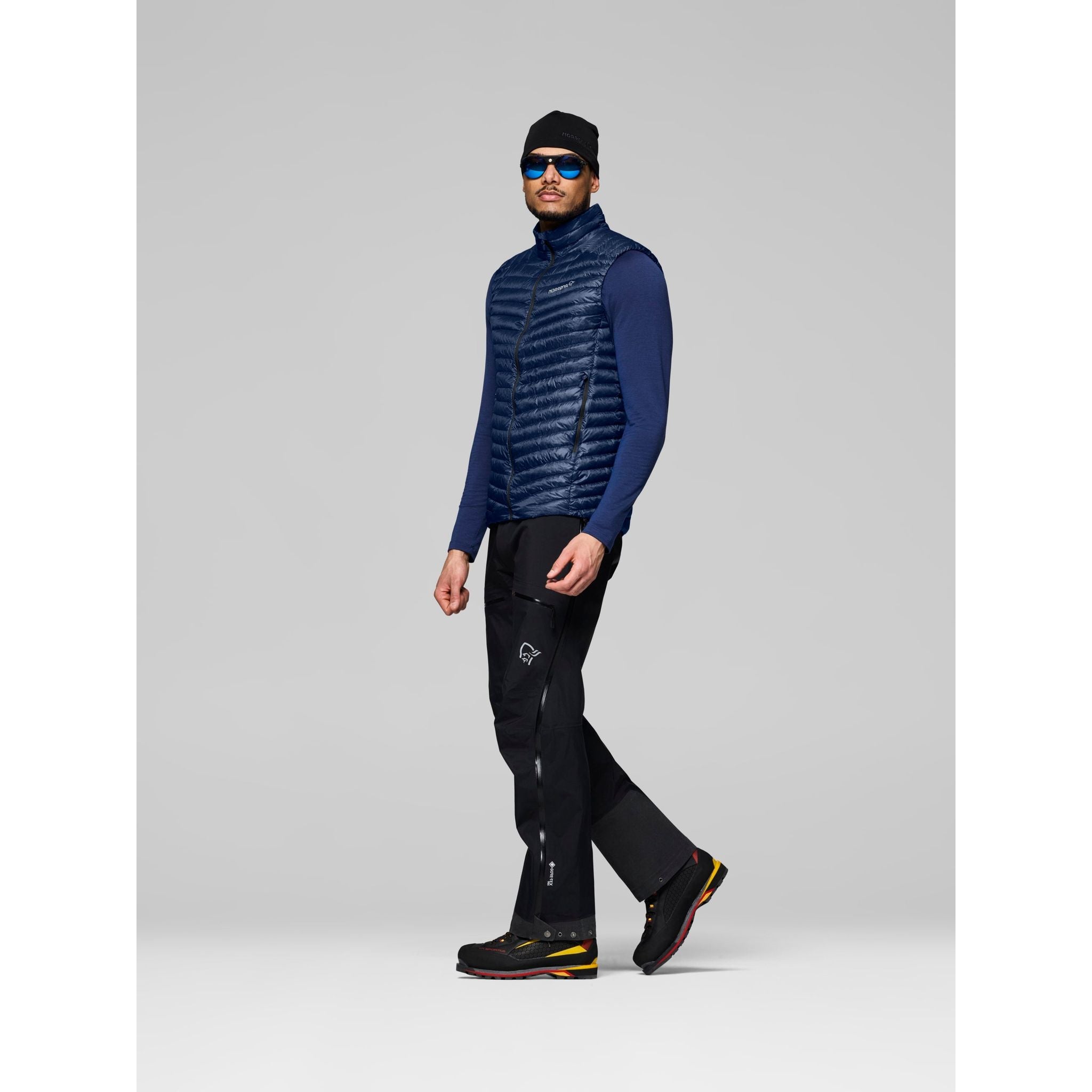 Norrona Men's Trollveggen Superlight Down800 Vest