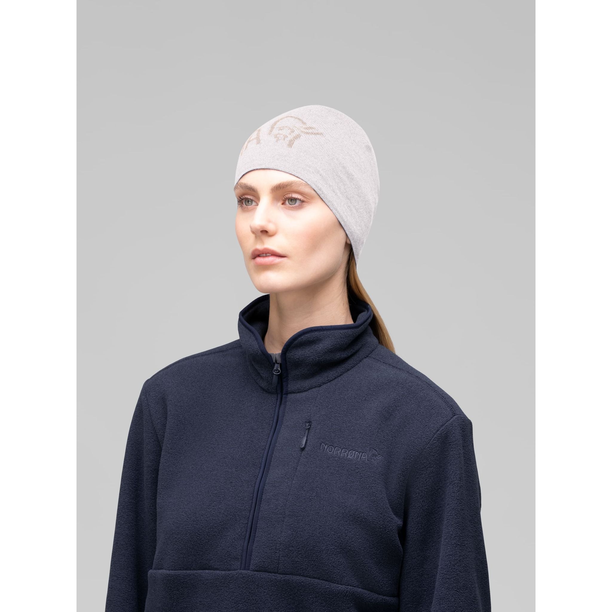 Norrona /29 light merinoUll logo Beanie