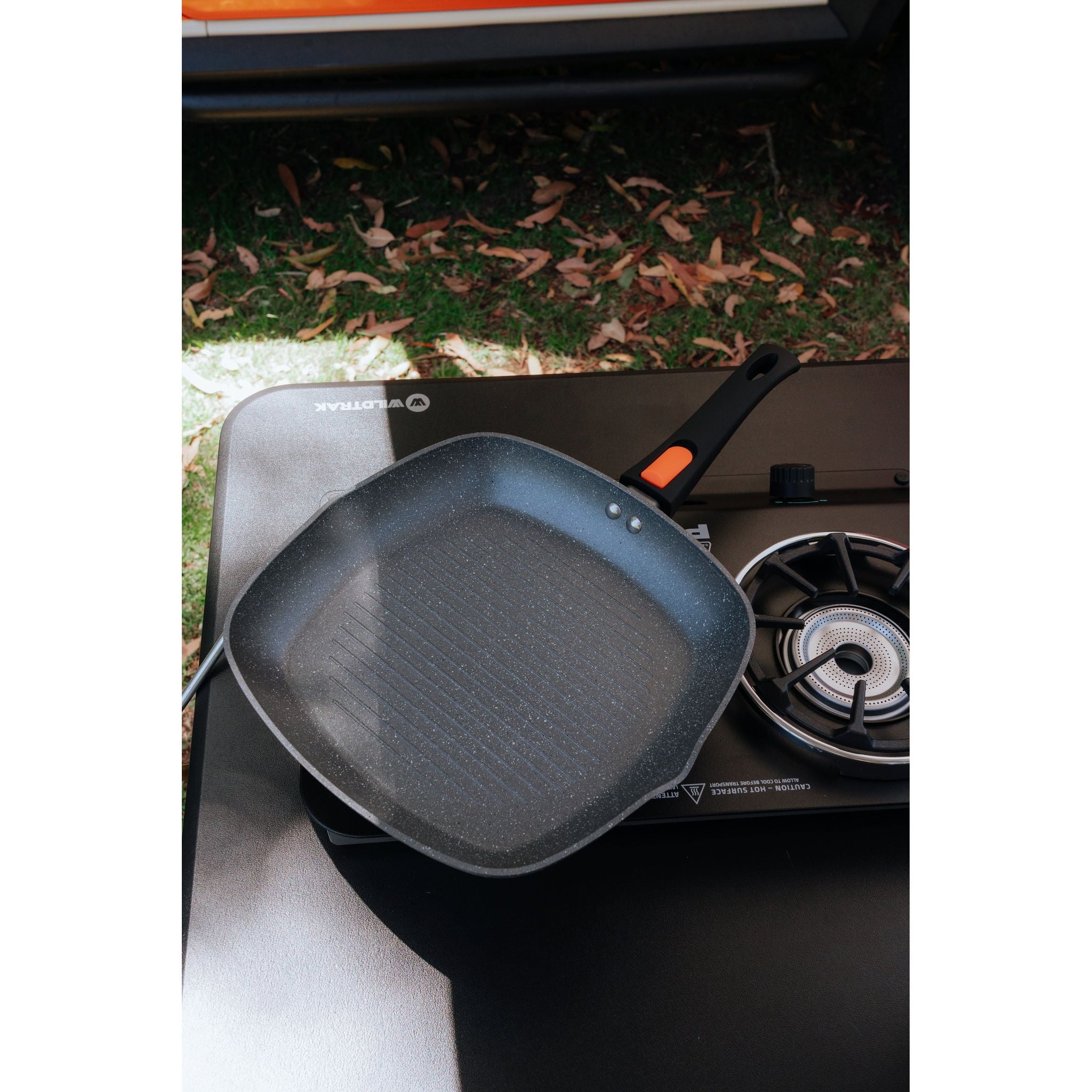 Wildtrak Compact Grill Pan - Non stick - Detachable handle