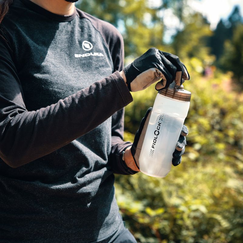 Fidlock Twist 590ml Bottle + Bike Base