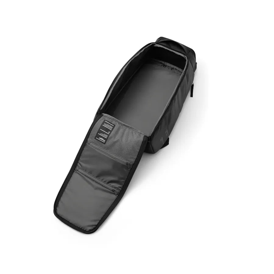 DB Hugger 30L Backpack '25