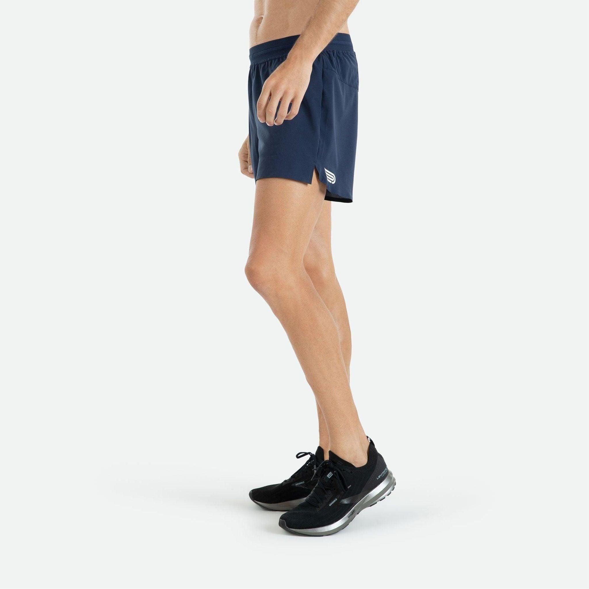 Pressio Mens Arahi 4.5' Shorts Outside Sports