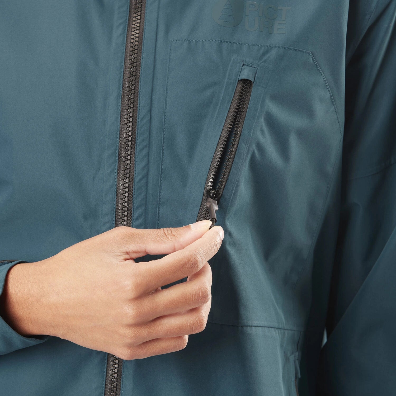 Picture Women's Abstral+ 2.5L Jacket '25