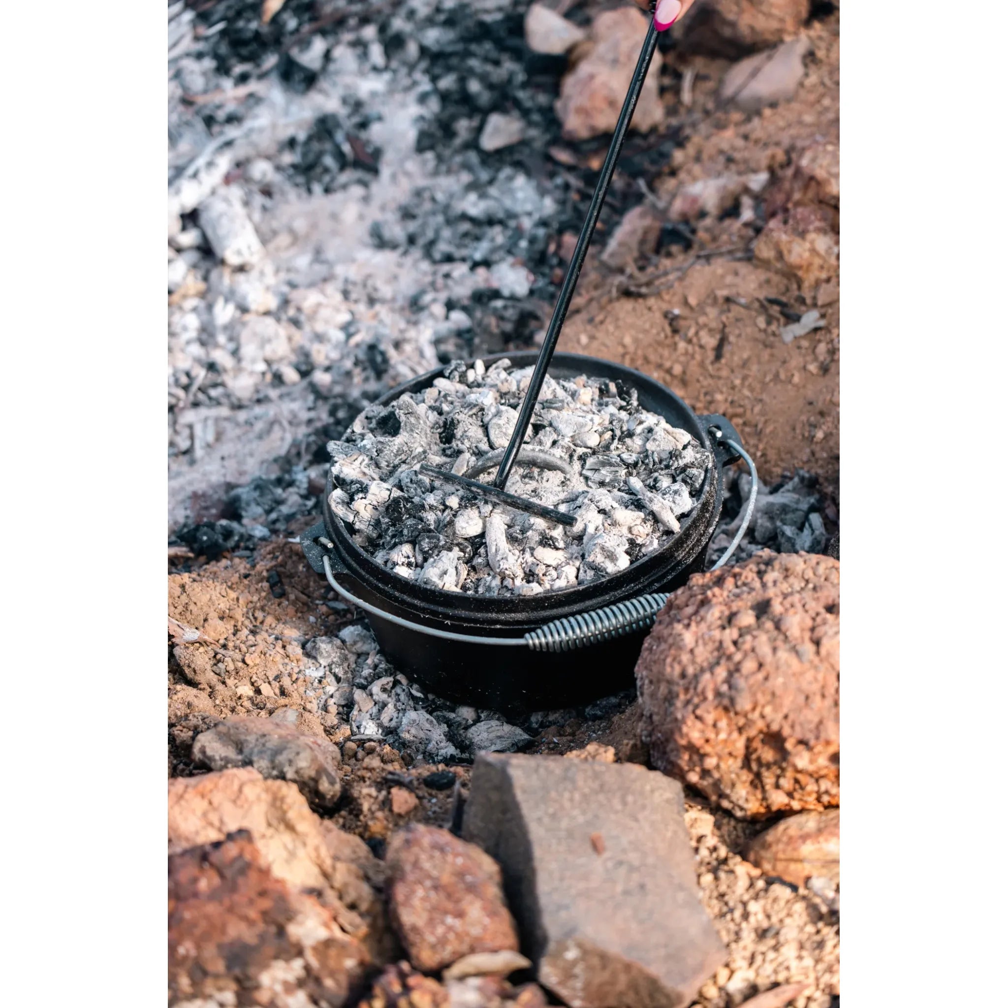 Wildtrak Camp Oven Lid Lifter 43cm