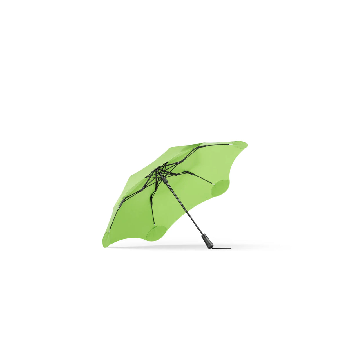 Blunt Metro Umbrella Umbrellas Outside Sports