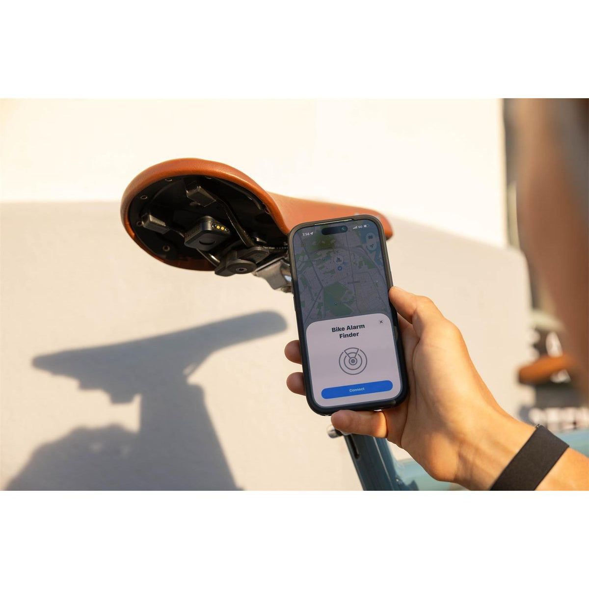 Quad Lock Adaptor For Bike Alarm Finder