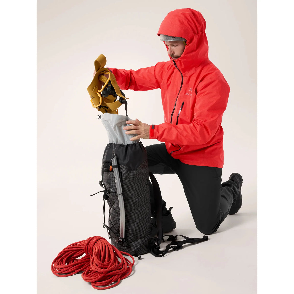 Arc'teryx Men's Alpha SV Jacket '25 Waterproof Jackets Outside Sports